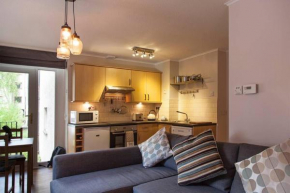 Ground floor, 1 bedroom Edinburgh apartment with double bed
